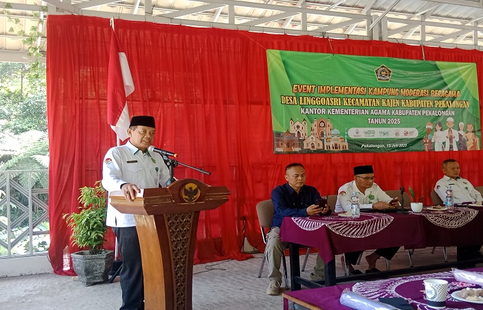 KAMPUNG MODERASI  : Kemenag Kabupaten Pekalongan menggelar kegiatan Implementasi Kampung Moderasi Beragama yang dihadiri 50 peserta dari berbagai unsur strategis.