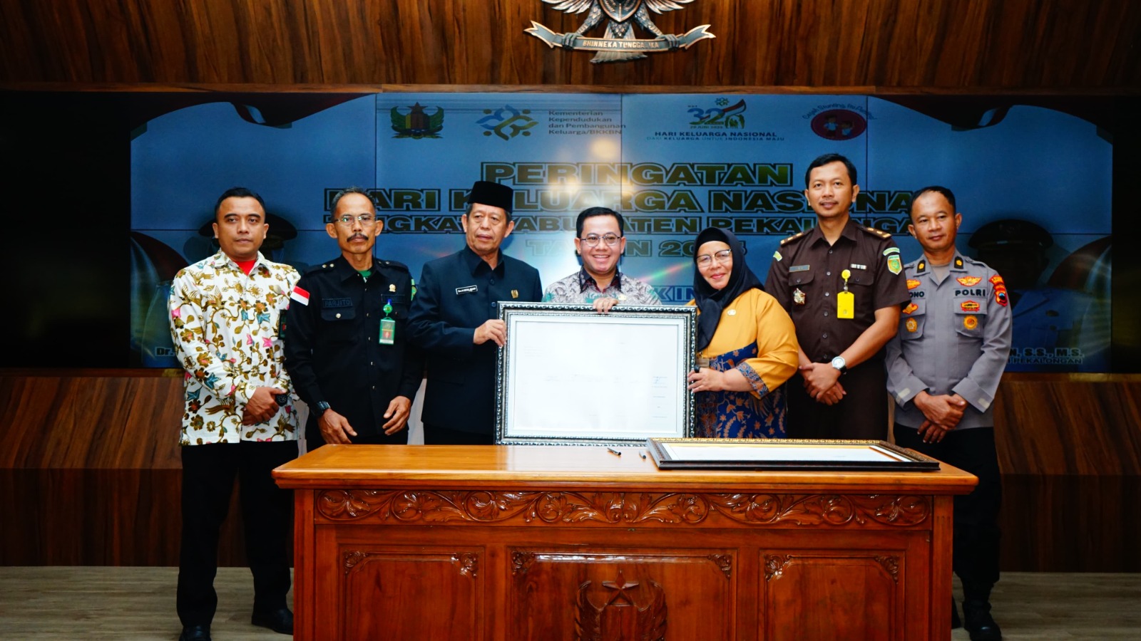 STUNTING: Wakil Bupati Pekalongan Sukirman saat membuka   Rembuk Stunting dalam rangka peringatan Harganas ke-32, di Aula Setda setempat, Kamis (7/8/2025).