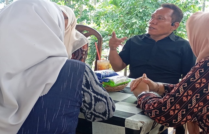 SUNTIKKAN MOTIVASI : Hartono saat menyambangi Panti Mardi Utomo di Taman Pelangi kompleks PPS PGOT Mardi Utomo.