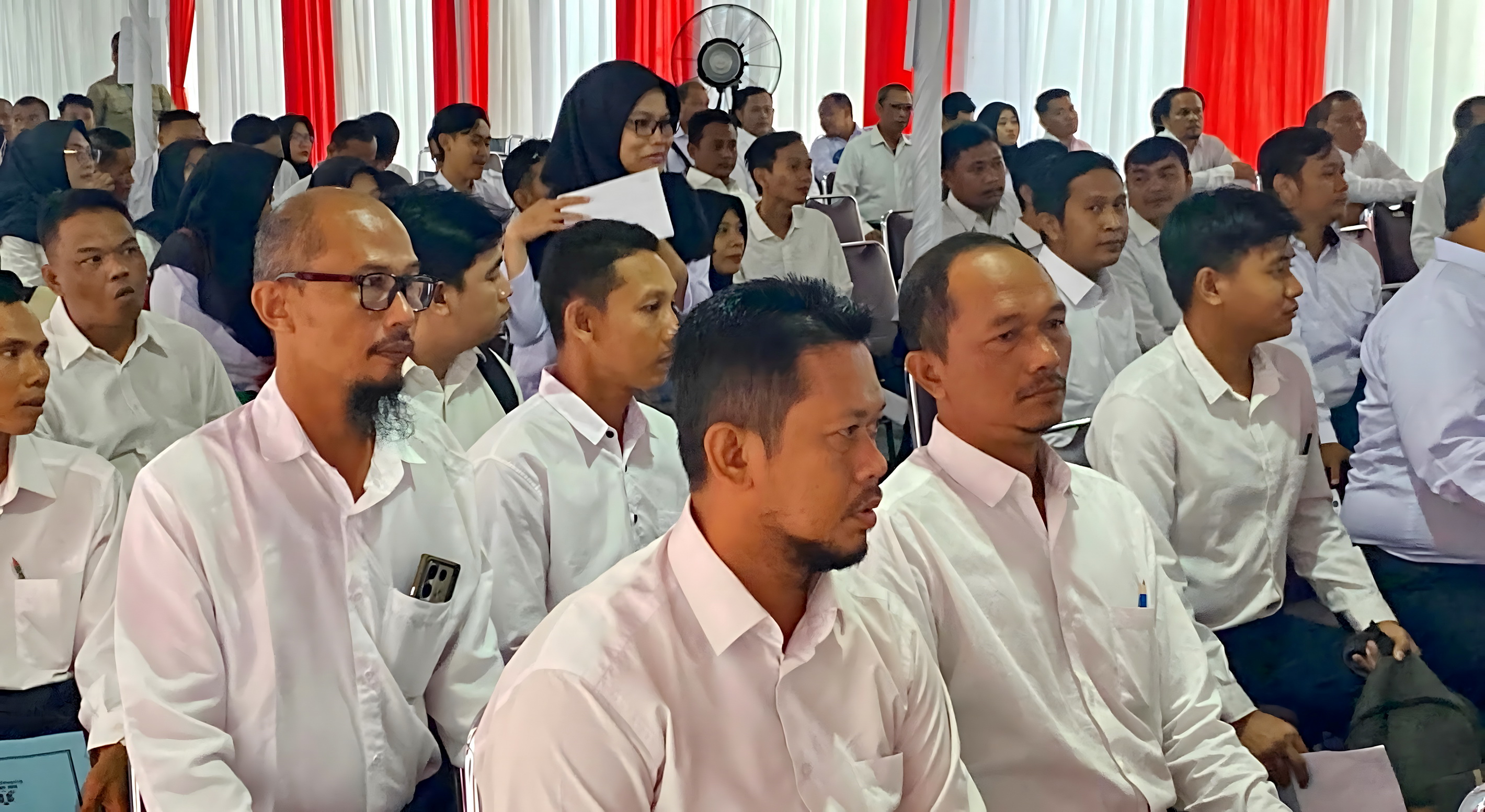 SELEKSI - Ratusan honorer di Pemkot Pekalongan saat mengikuti seleksi PPPK beberapa waktu kemarin.