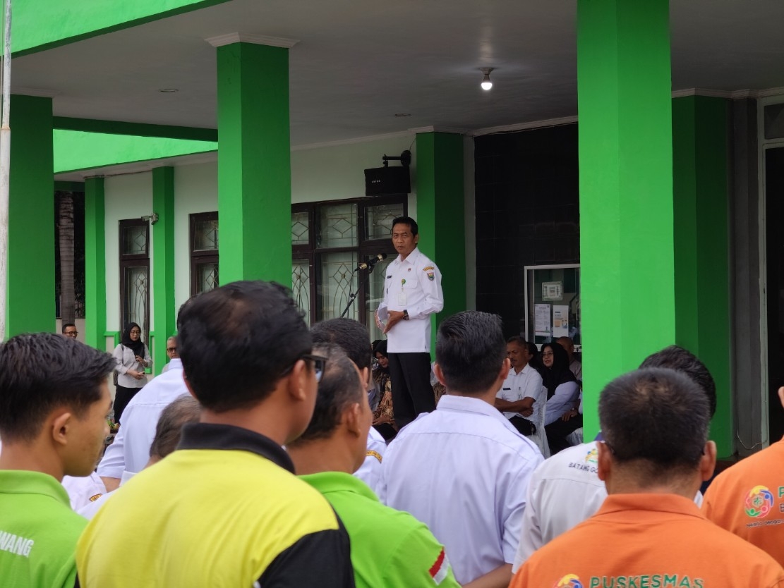 Wakil Bupati Batang Suyono saat memberikan sambutan dalam acara HKN di Dinkes Batang