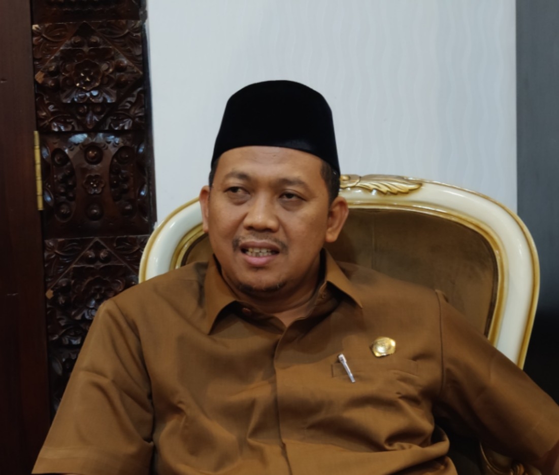 Ketua DPRD Kabupaten Batang Suudi