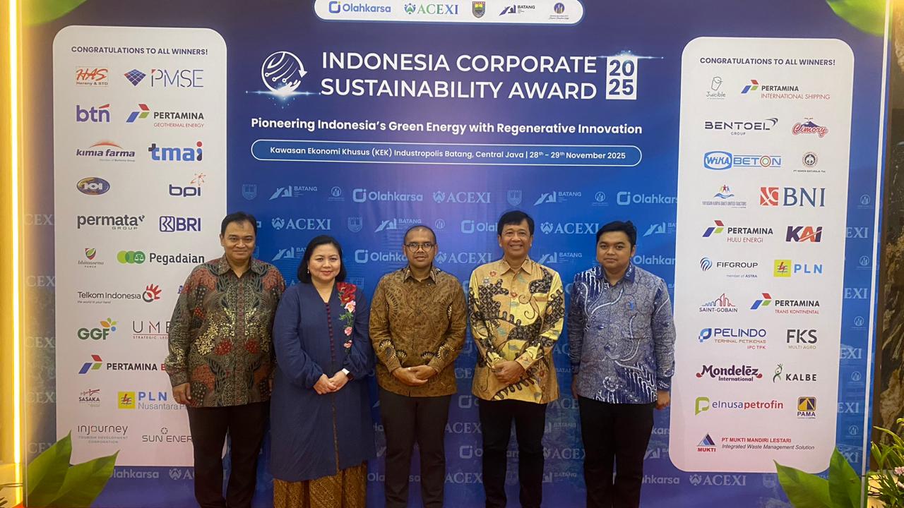 Bupati Batang M Faiz Kurniawan bersama jajaran KEK Industropolis Batang