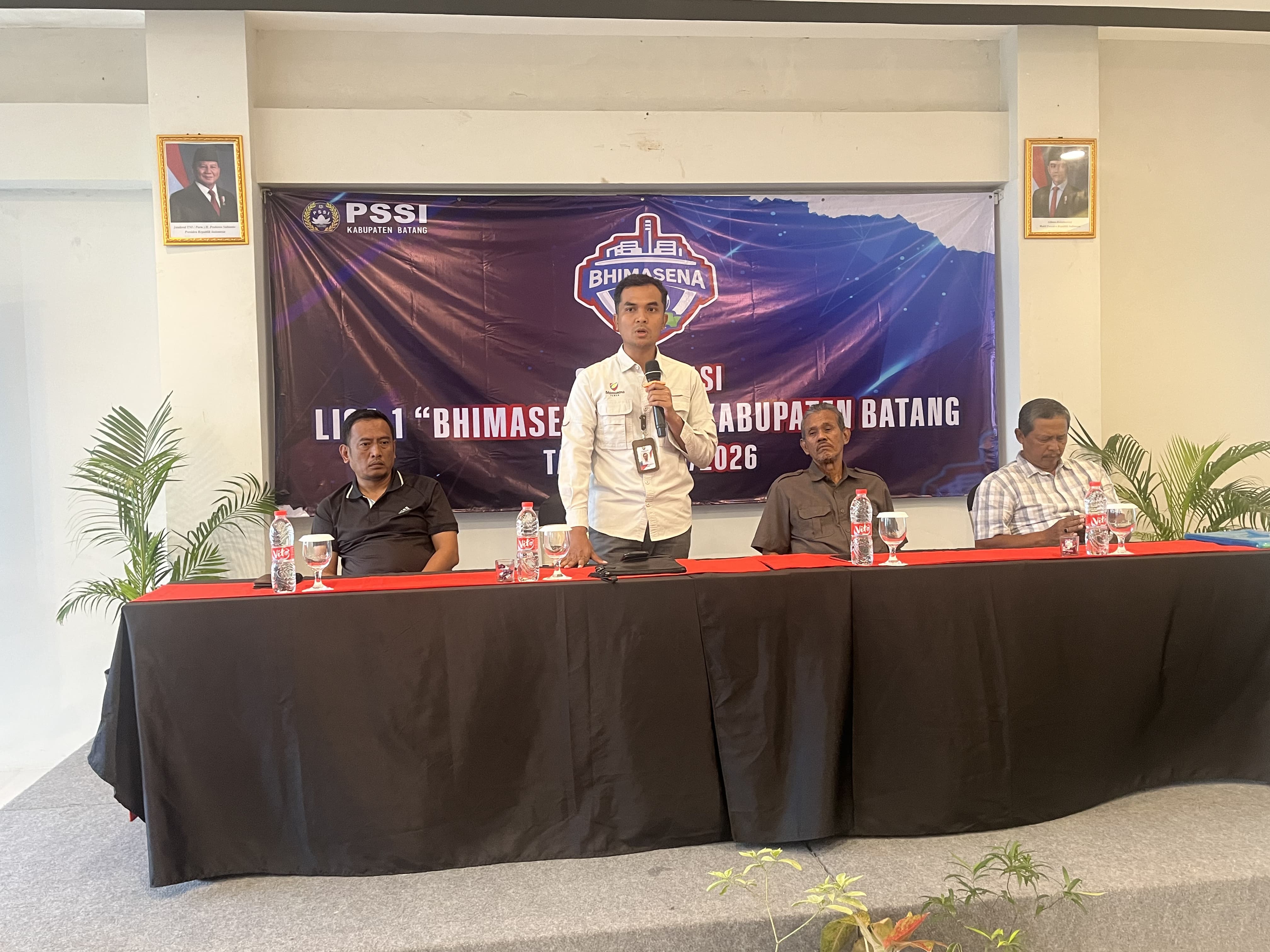 SEPAKBOLA: Sosialisasi pelaksanaan kompetisi Liga 1 Bhimasena PSSI Batabg yang digelar di Hotel Kiyana.