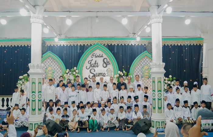KHITAN GRATIS : Sebanyak 80 anak mengikuti khitanan masal gratis dalam rangka Harlah ke-8 JSN dan Haul ke-5 Habib Ja&rsquo;far Al-Kaff di Kanzus Shalawat Kota Pekalongan, Kamis (1/1/2026).