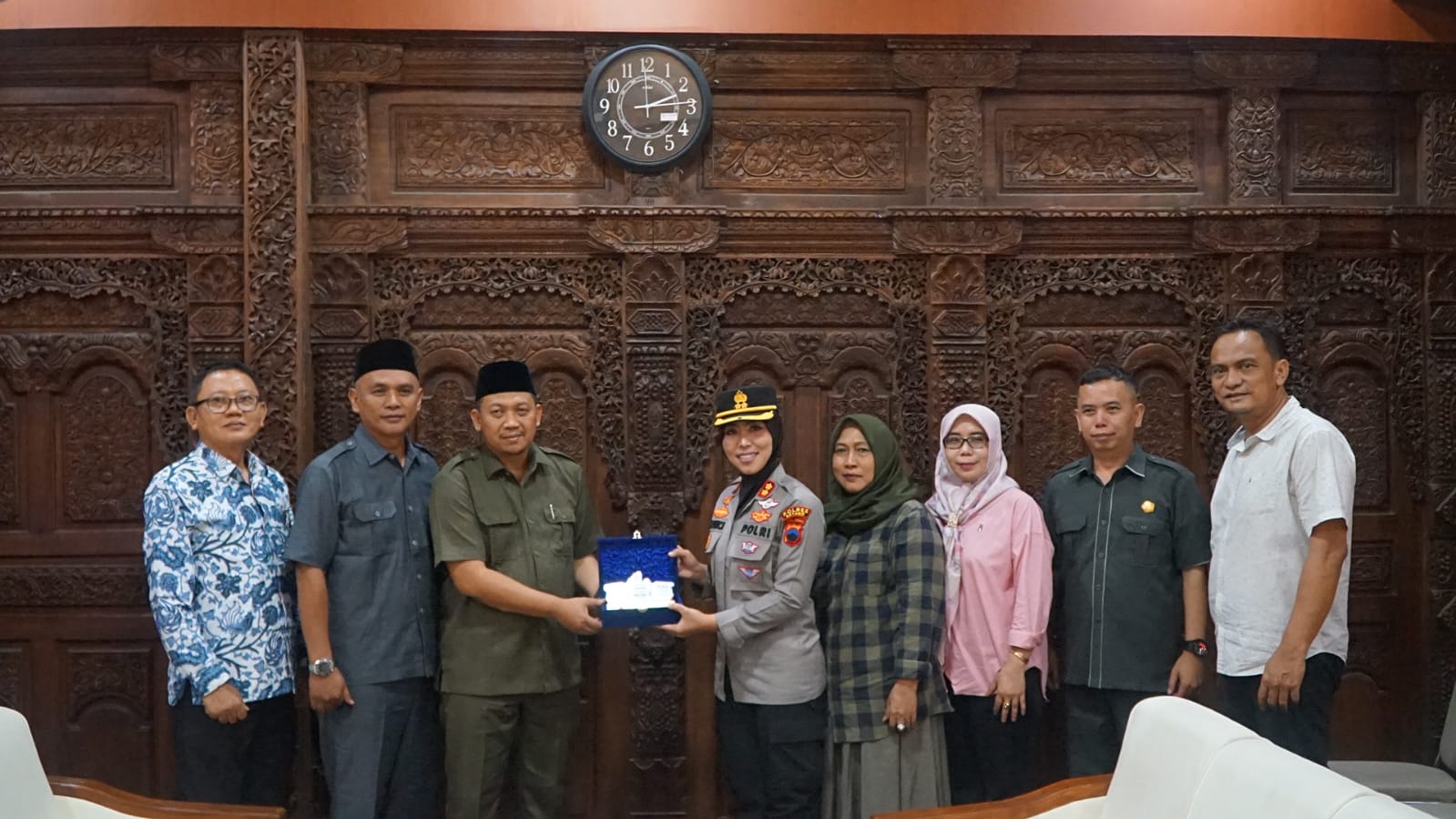 Foto bersama Pimpinan DPRD Kabupaten Batang bersama Kapolres Batang.