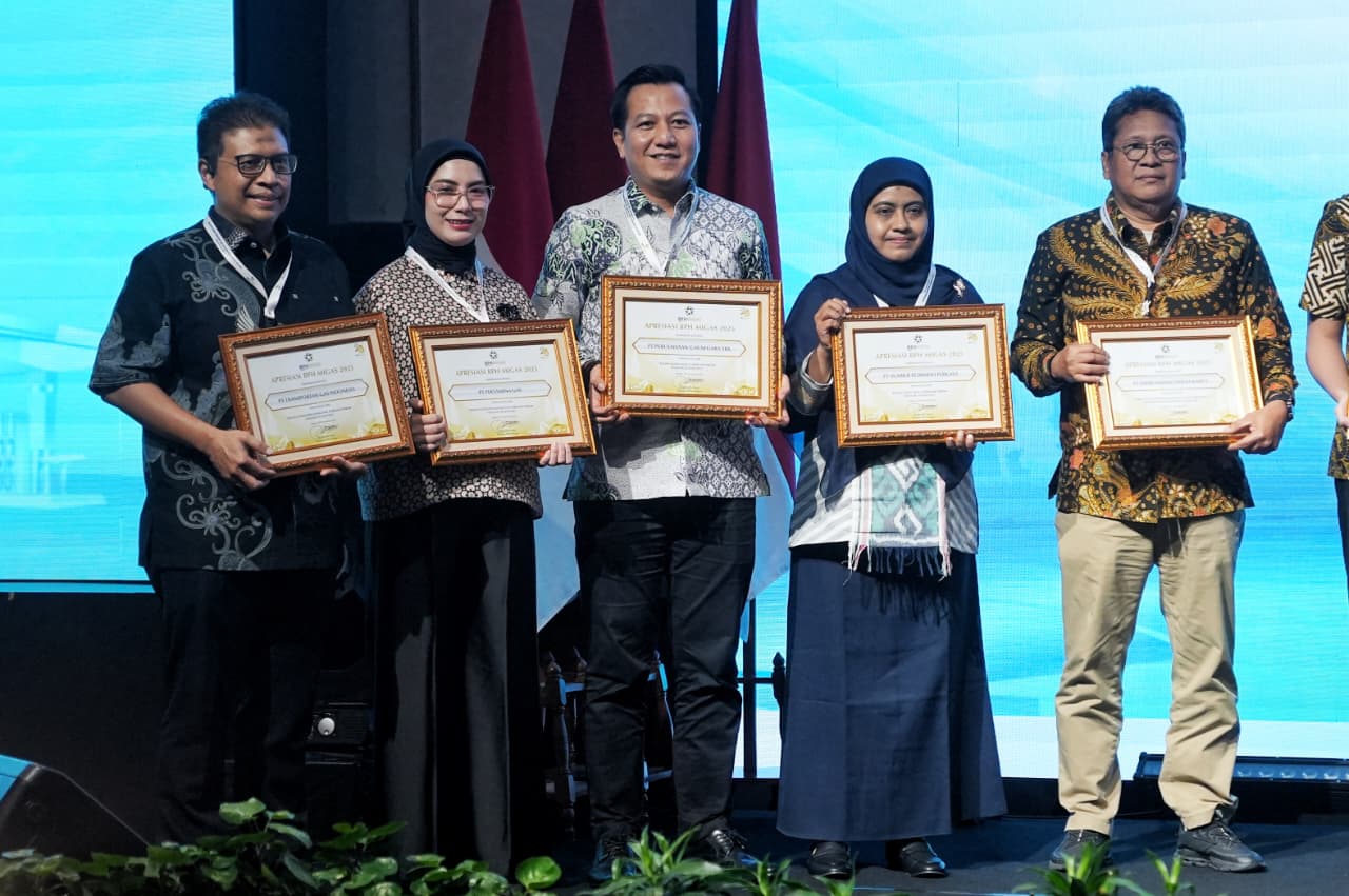 PENGHARGAAN : PGN mendapatkan Apresiasi BPH Migas 2025 sebagai Badan Usaha Pengangkutan Terbesar Terbaik dan Kontribusi Badan Usaha terhadap Penerimaan Negara Bidang Gas Bumi.