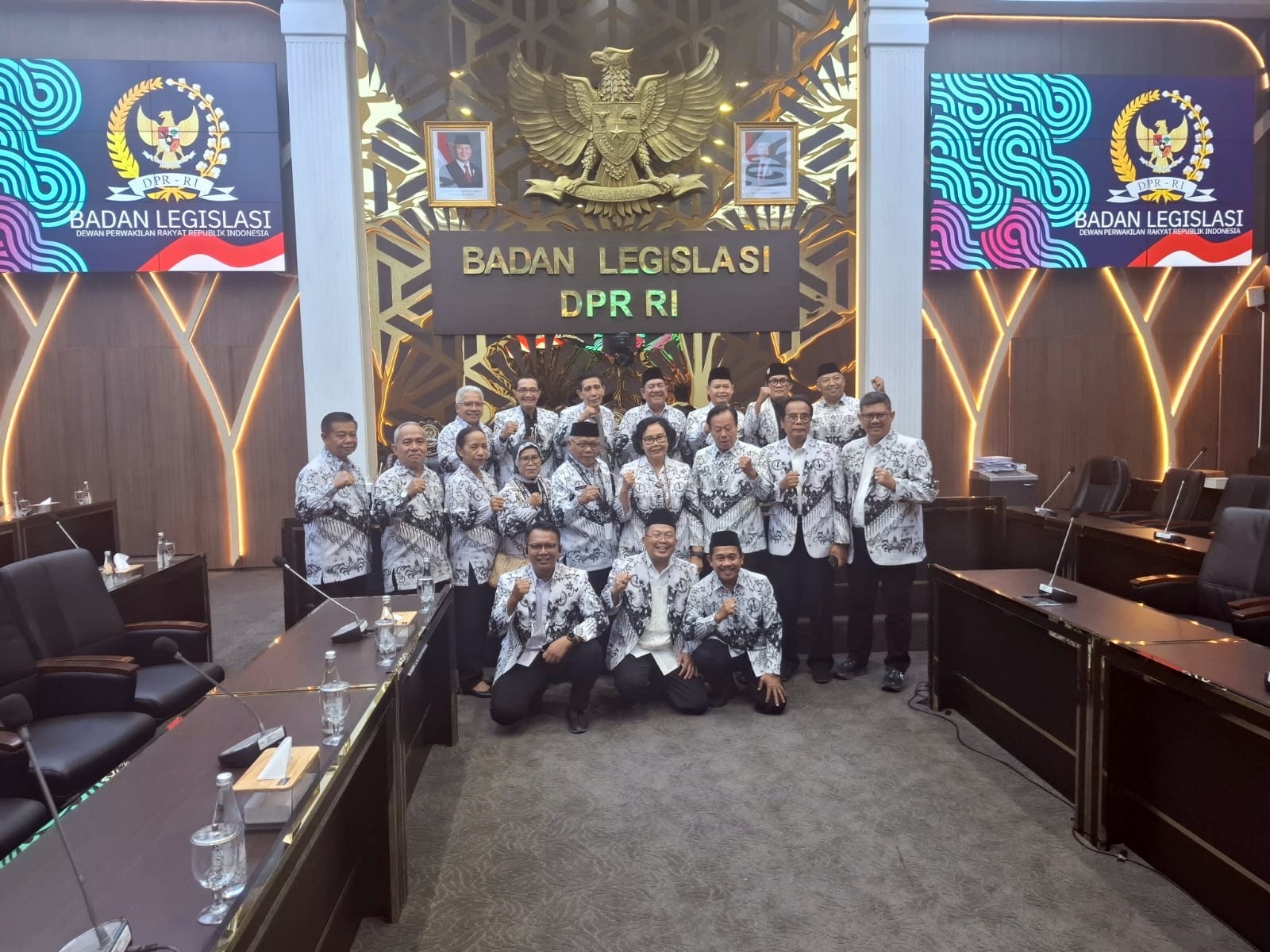 KESEJAHTERAAN: Pertemuan antara PGRI dengan Badan Legislasi (Baleg) DPR RI beberapa waktu lalu.