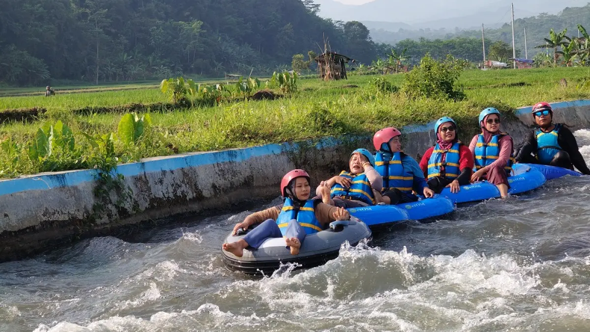 SANGAT ASRI : Suasana asri wisata Desa Pandansari, Kecamatan Warungasem, Kabupaten Batang. (RIYAN FADLI/JAWA POS METRO PEKALONGAN)