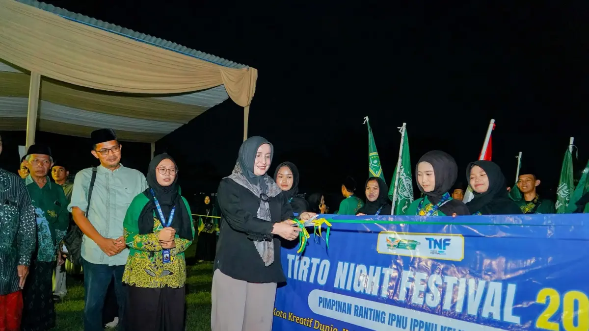 IST
BUKA PAWAI -&nbsp;&nbsp; Wakil Wali Kota Pekalongan Balgis Diab yang hadir langsung dalam&nbsp; Tirto Night Festival di Lapangan Peturen, Selasa malam (26/5/2026).