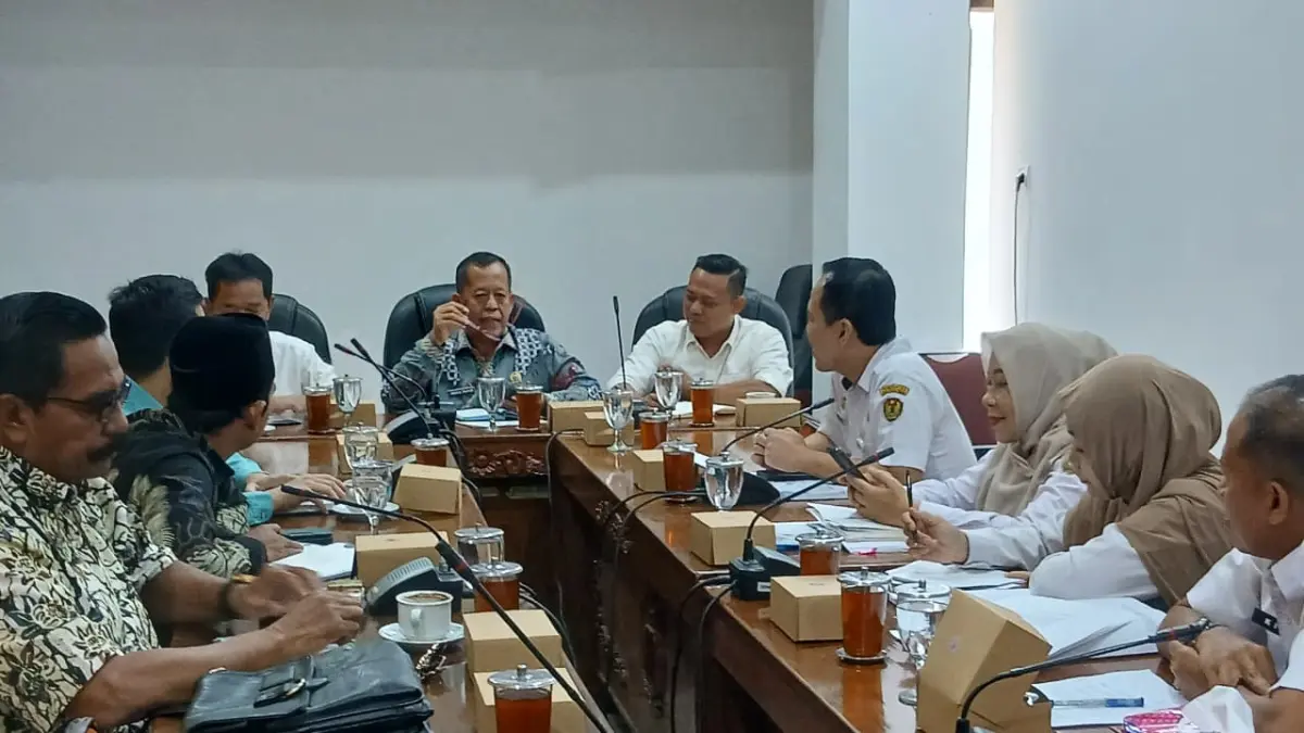 PILKADES: Rapat kerja DPRD Kabupaten Pekalongan bersama OPD terkait membahas persiapan Pilkades serentak, Rabu (10/6/2026). 