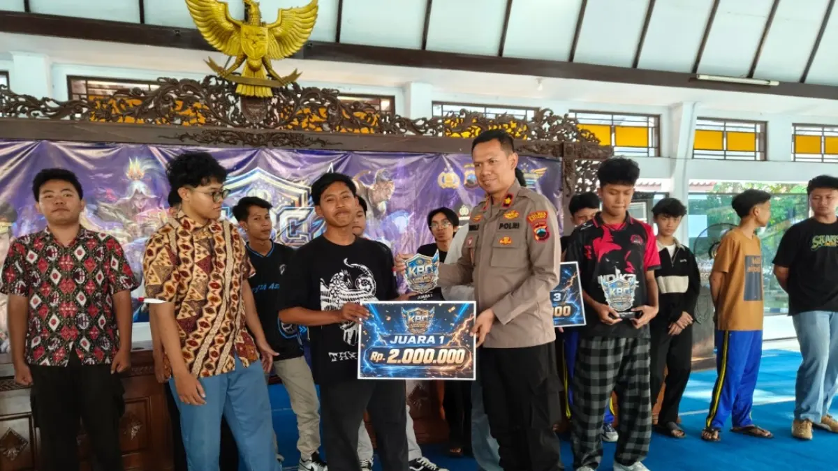 TURNAMEN: Suasana pertandingan turnamen Esports di Pendopo Kabupaten Batang.