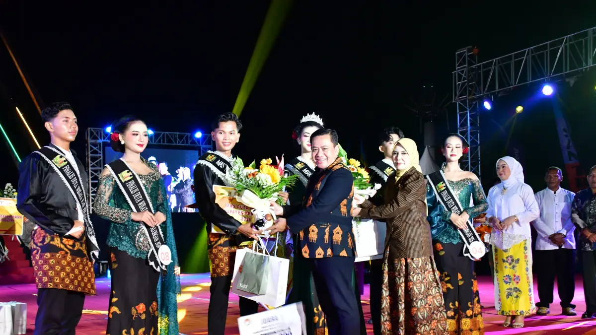 DUTA WISATA: Plt. Bupati Pekalongan Sukirman saat menghadiri malam Grand Final Duta Wisata, Sabtu (20/6/2026) malam. 