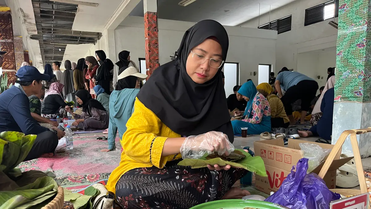 RINDU JADUL: Suasana pasar kuliner jadul di UMKM Center Kedungwuni, Kabupaten Pekalongan.  