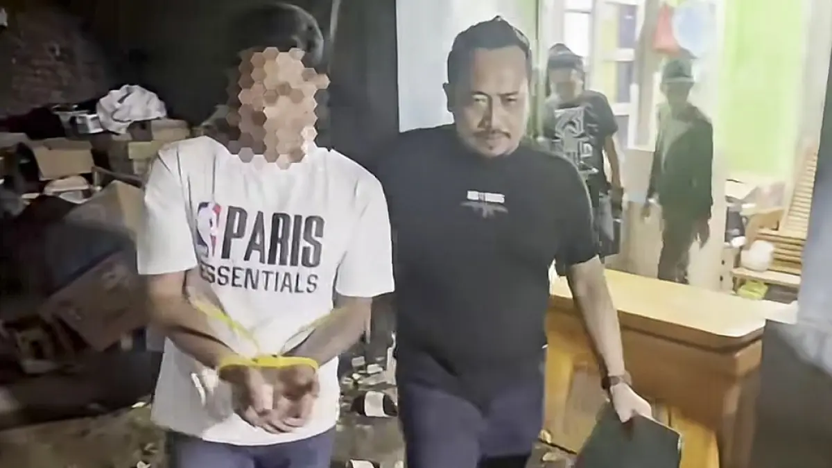 AS ditangkap anggota Satreskrim Polrestabes Semarang dan ditetapkan sebagai tersangka atas kasus dugaan penganiayaan. 