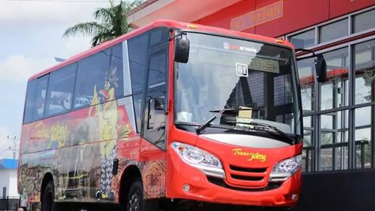 Bus Trans Jateng (ist)
