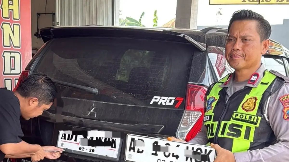  Satlantas Polres Sragen terhadap sebuah kendaraan Mitsubishi Pajero yang viral di media sosial (ist)