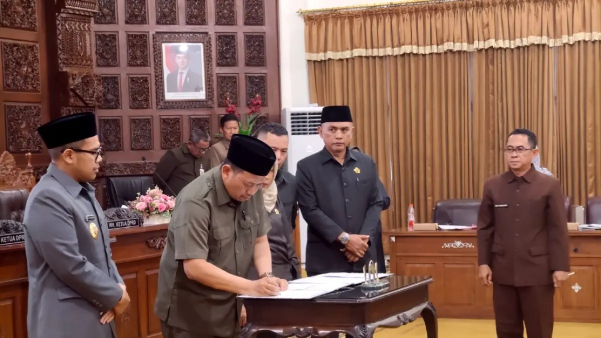 PARIPURNA: Suasana Rapat Paripurna DPRD Kabupaten Batang.