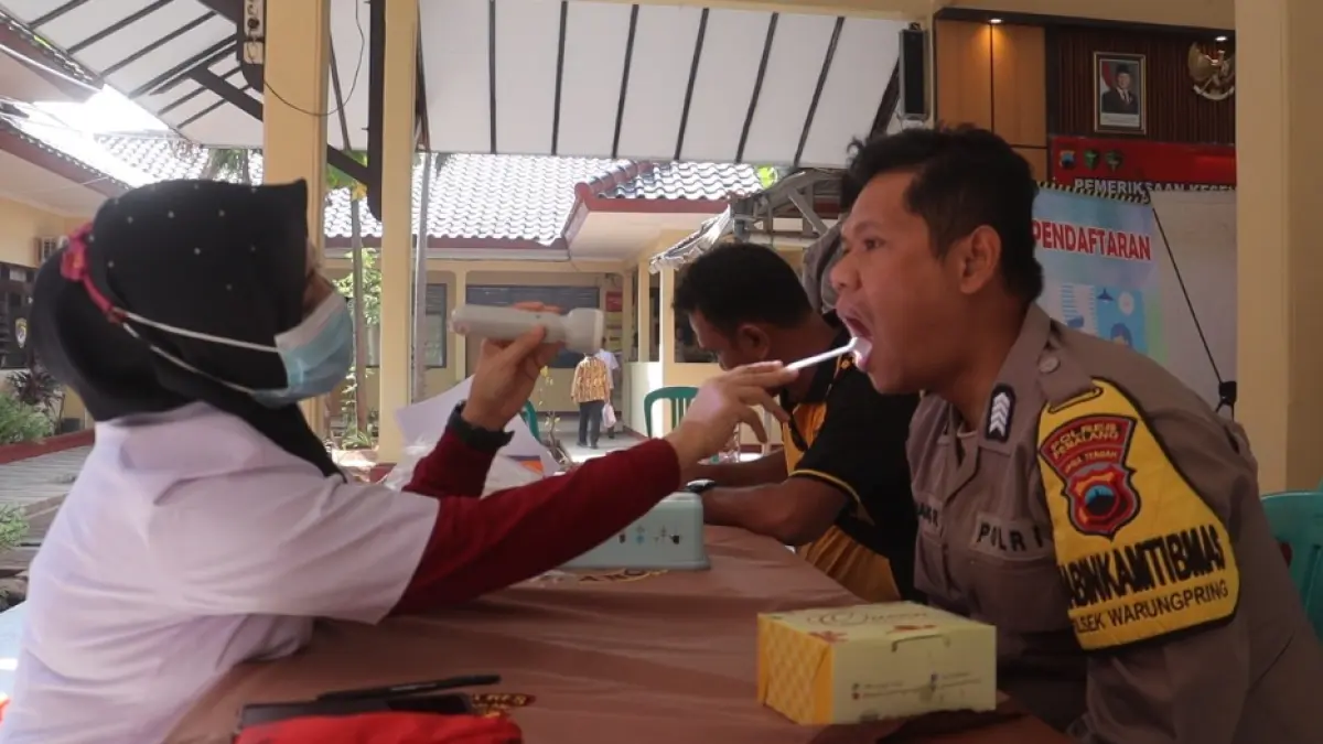 CEK&nbsp; KESEHATAN : Anggota Polres Pemalang saat ikuti cek kesehatan di Aula Setia 38 Polres Pemalang, Kamis (6/8/2026).