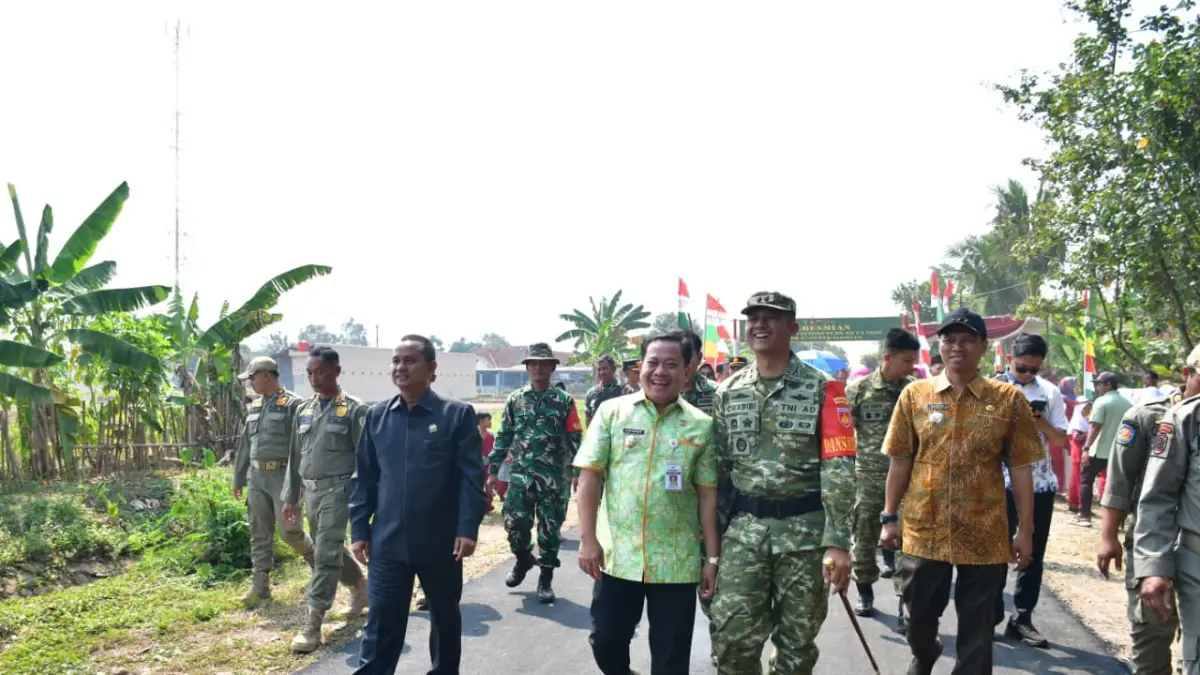 TMMD: Plt. Bupati Pekalongan Sukirman saat penutupan TMMD Sengkuyung Tahap III 2026 di Desa Wonorejo, Kecamatan Wonopringgo, Kamis (13/8/2026). 