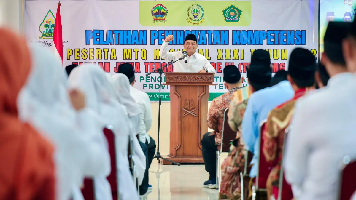  Ahmad Luthfi saat menyapa peserta Pelatihan Peningkatan Kompetensi Calon Peserta MTQ Nasional XXXI 