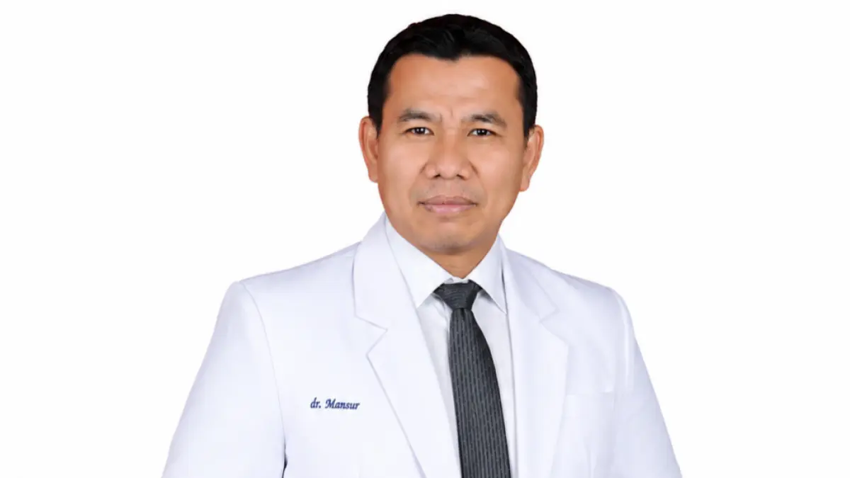 dr. Mansur, Sp.PD. 