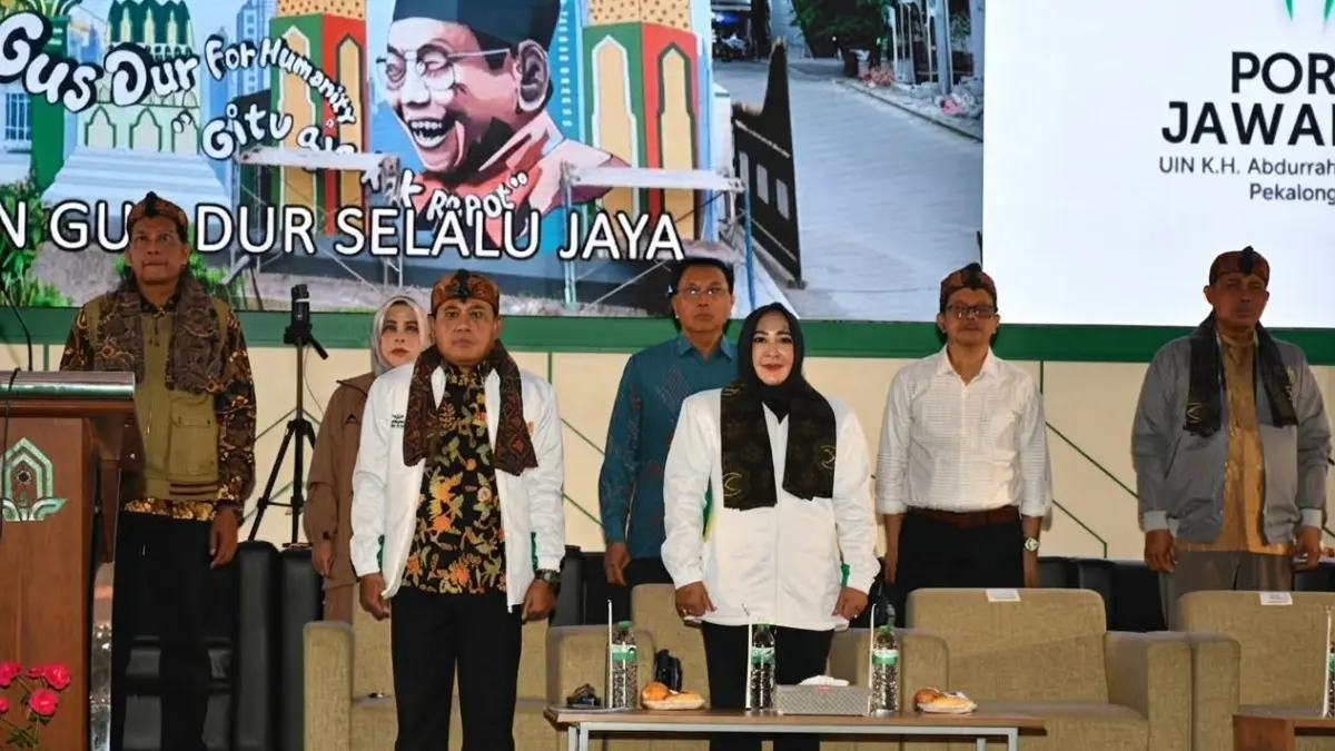 PORSI JAWARA: Plt Bupati Pekalongan Sukirman saat menghadiri pembukaan PORSI Jawara II di UIN Gus Dur Pekalongan.