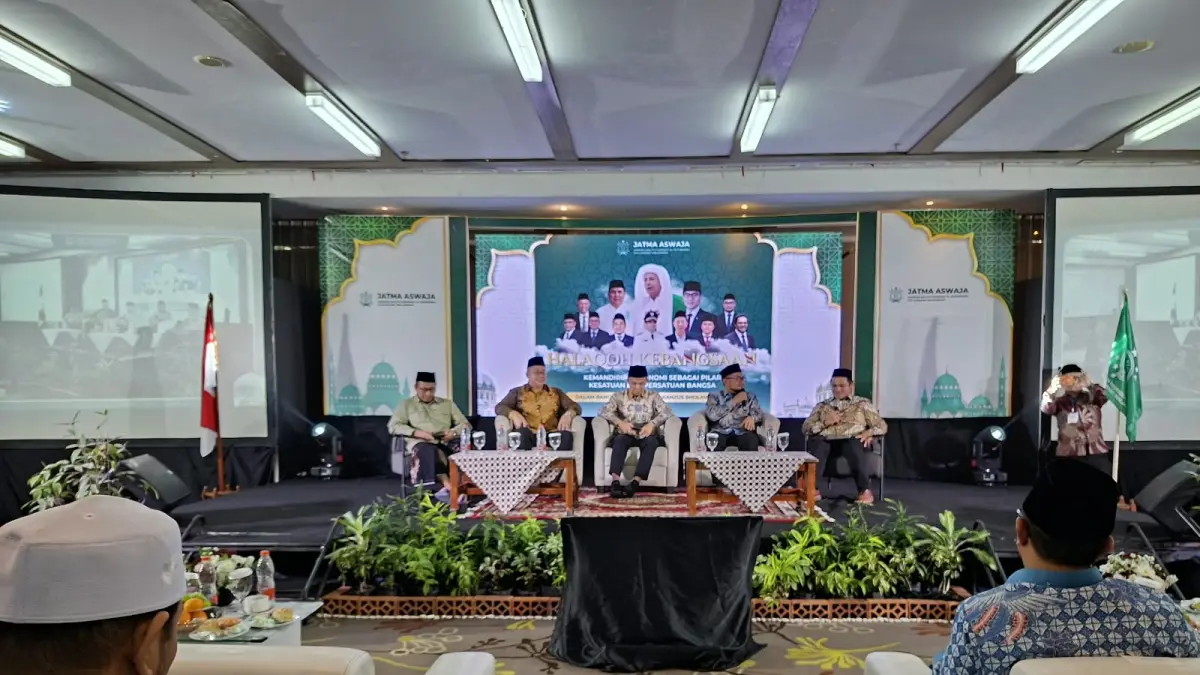BANGUN KEMANDIRIAN EKONOMI : Diskusi panel Halaqah Kebangsaan yang digelar PB JATMA Aswaja dengan tema kemandirian ekonomi untuk persatuan dan kesatuan bangsa di Hotel Khas Kota Pekalongan, Sabtu, 19 September 2026. (IDA NOR LAYLA/JAWA POS METRO PEKALONGAN)