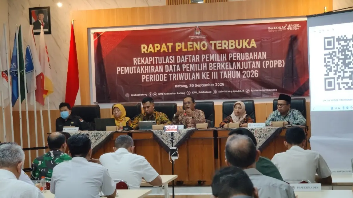 PEMBARUAN DATA: Suasana Rapat Pleno Terbuka Rekapitulasi Daftar Pemilih Perubahan, Pemutakhiran Data Pemilih Berkelanjutan (PDPB) Periode Triwulan ke III Tahun 2026.