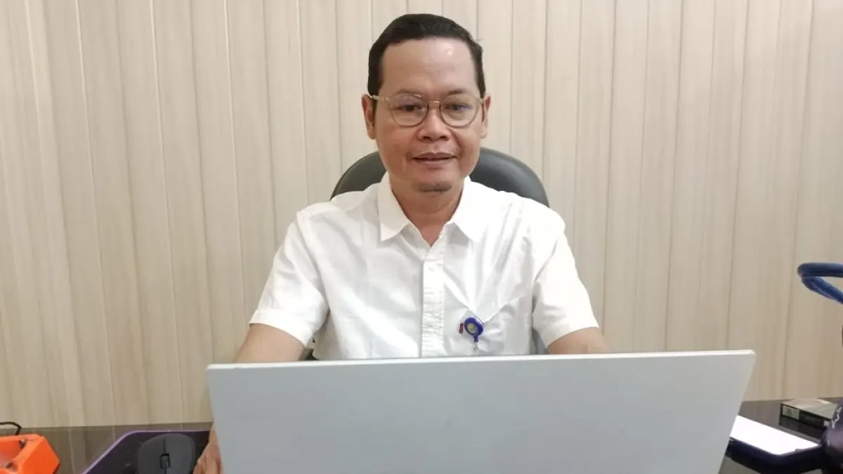 Ketua PGRI Batang M Arief Rohman