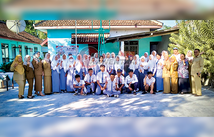 CETAK PELAKU USAHA: SMKS PGRI 2 Kota Blitar siap menjadi sekolah vokasi unggulan yang dibutuhkan dunia kerja