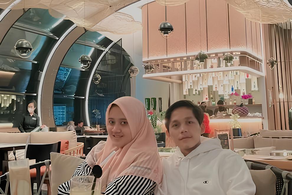 Gus Iqdam dan istrinya, Ning Nila
