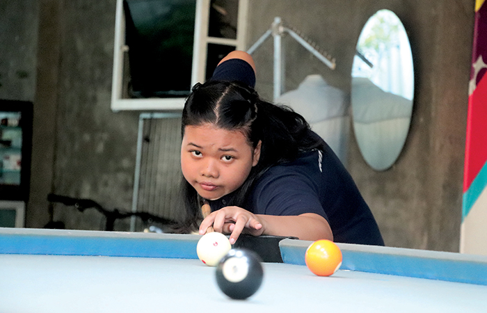 FOKUS: Seorang atlet biliar berlatih untuk memaksimalkan performa di pusat latihan POBSI beberapa waktu lalu.