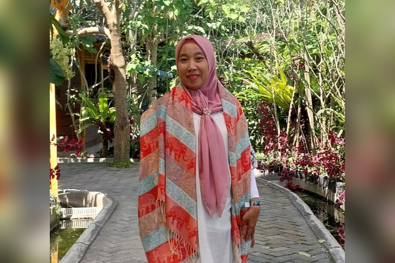 Farida Kristiani, S.Pt kakomli ATUG SMKN 1 Kademangan Blitar