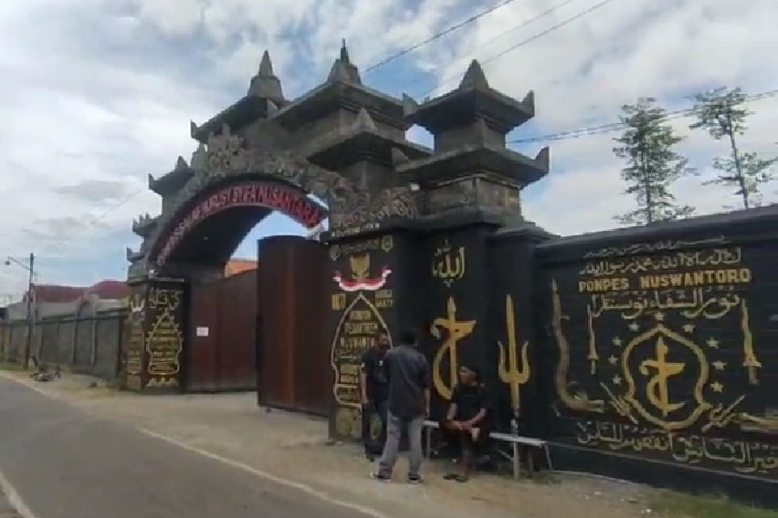HENING: Suasana yayasan Pondok  Pesantren Nuswantoro hanya ditemui  beberapa yang lewat di tempat tersebut (29/3).