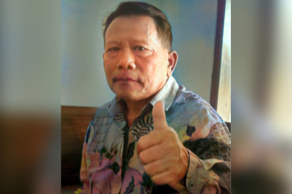 Sosok Kades Kebonsari Kecamatan Kademangan, Pernah Jadi Komentator Sepak Bola di Masa Muda