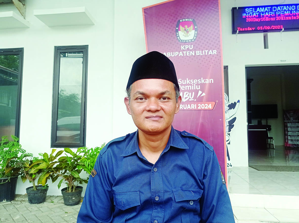 Ketua KPU Kabupaten Blitar Hadi Santosa.