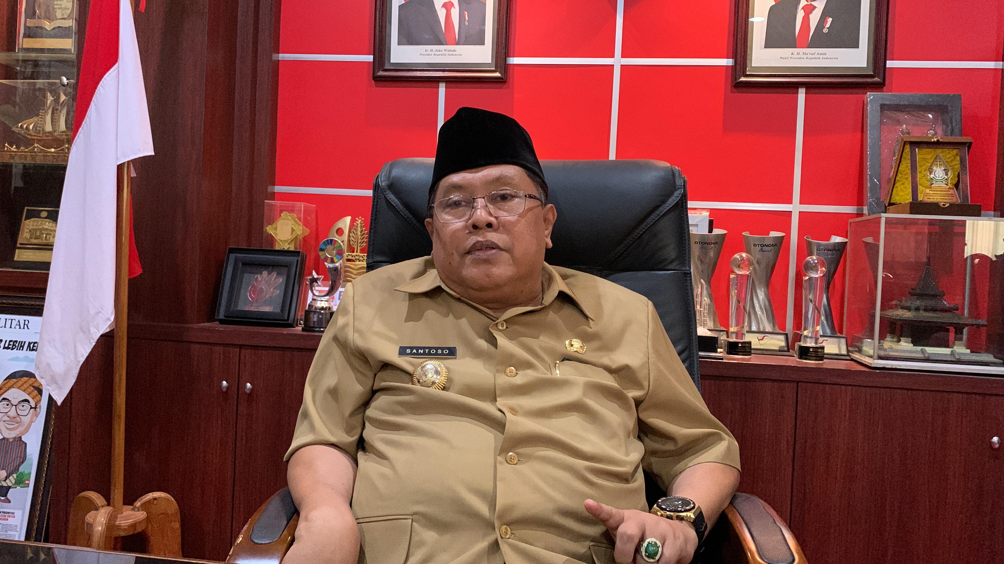 Keputusan Wali Kota Blitar Santoso untuk tidak maju lagi dalam Pemilihan Kepala Daerah (Pilkada) Kota Blitar sudah final