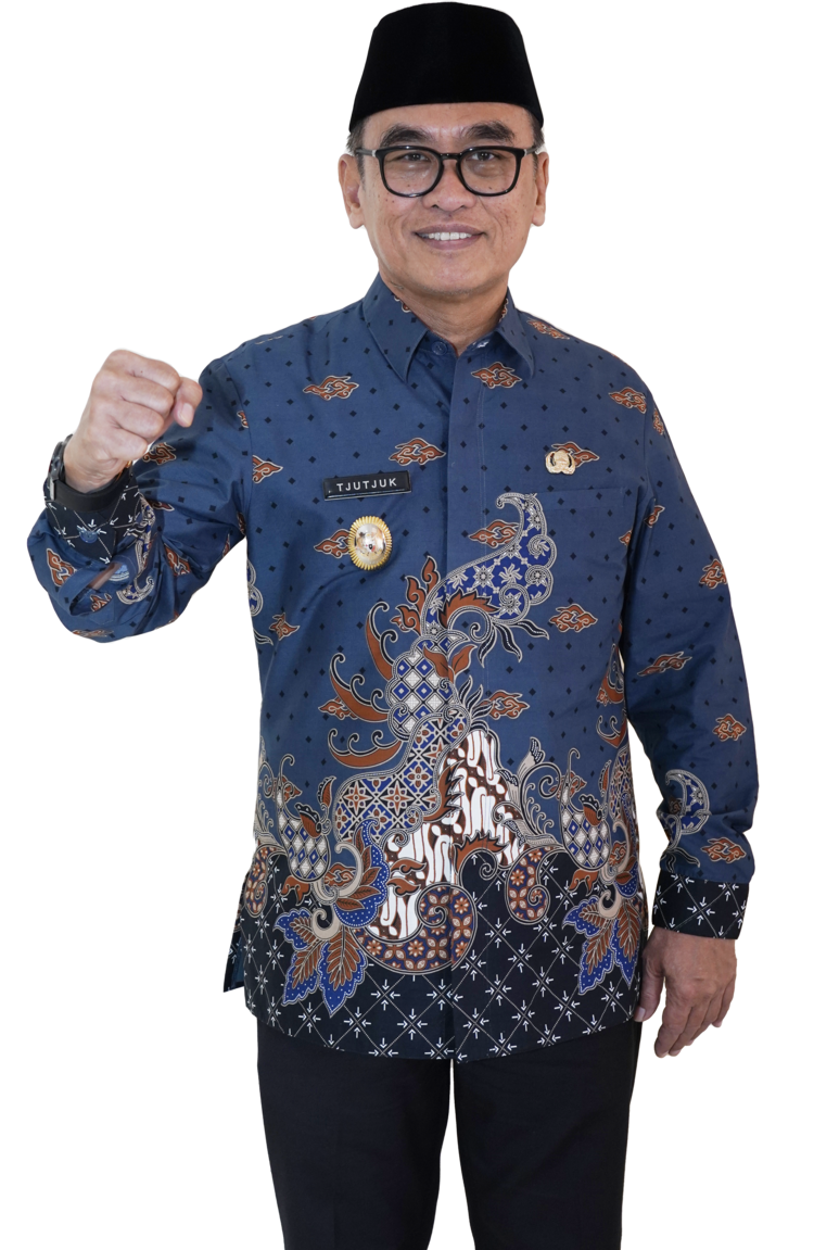 TJUTJUK SUNARIO, Wakil Wali Kota Blitar macung di Pilkada