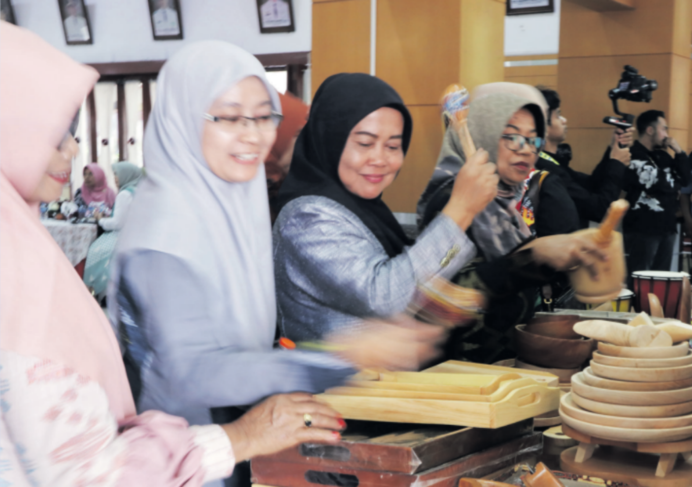 POTENSI EKONOMI: Produk UMKM warga Kota Blitar yang dipamerkan dalam kegiatan APEKSI, kemarin (12/5)