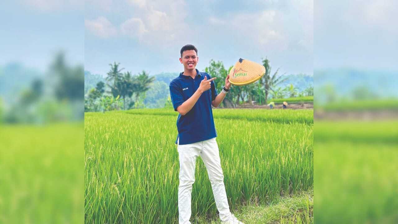 BERPRESTASI: Ari Prasetyo setiap hari selalu membaca Alquran. Hal ini sudah jadi kebiasaannya sejak SMP