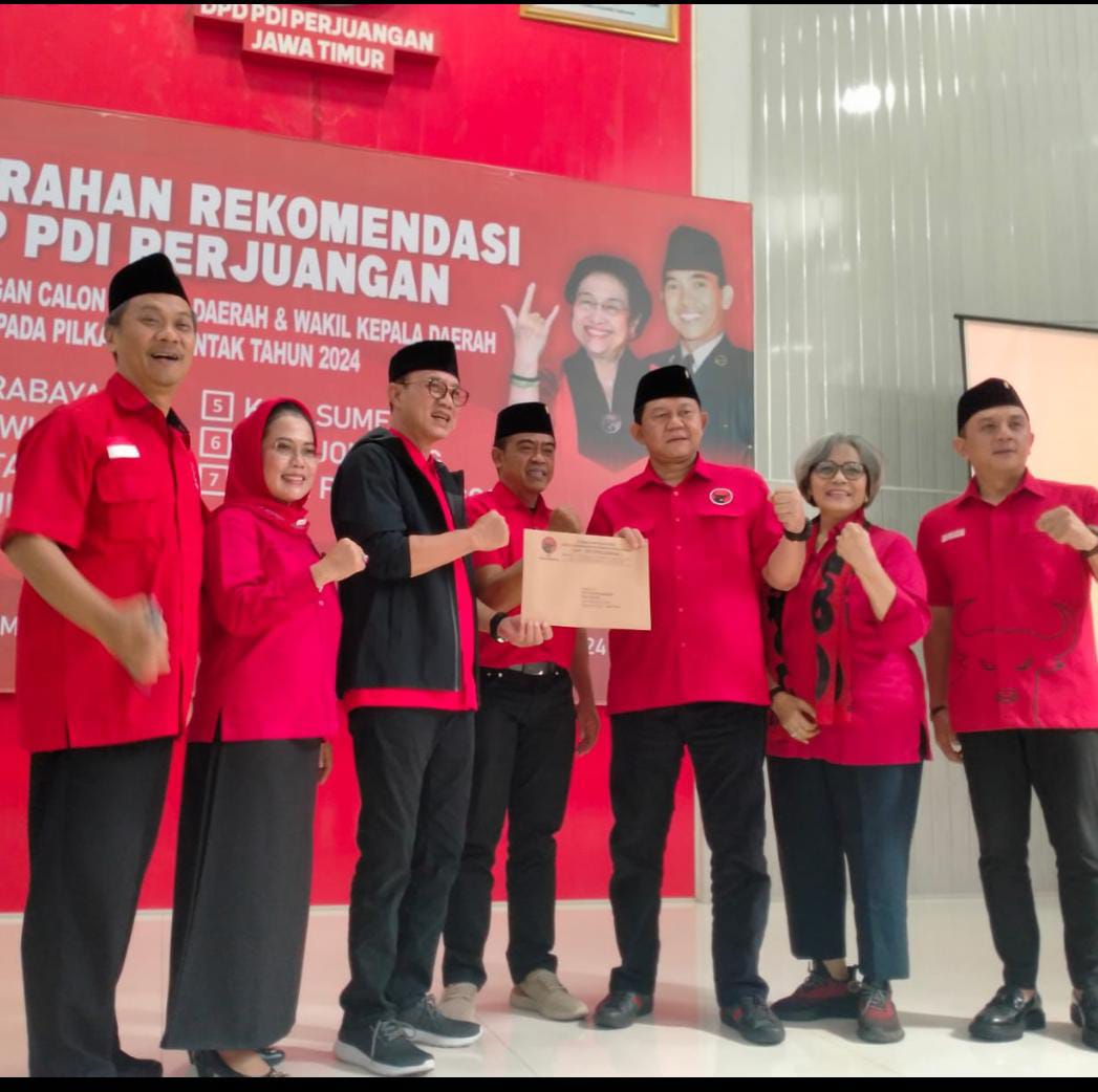 DPP PDIP akhirnya mengeluarkan sejumlah surat rekomendasi calon kepala daerah dan calon wakil kepala daerah untuk pilkada serentak di  kantor DPD PDIP Jatim