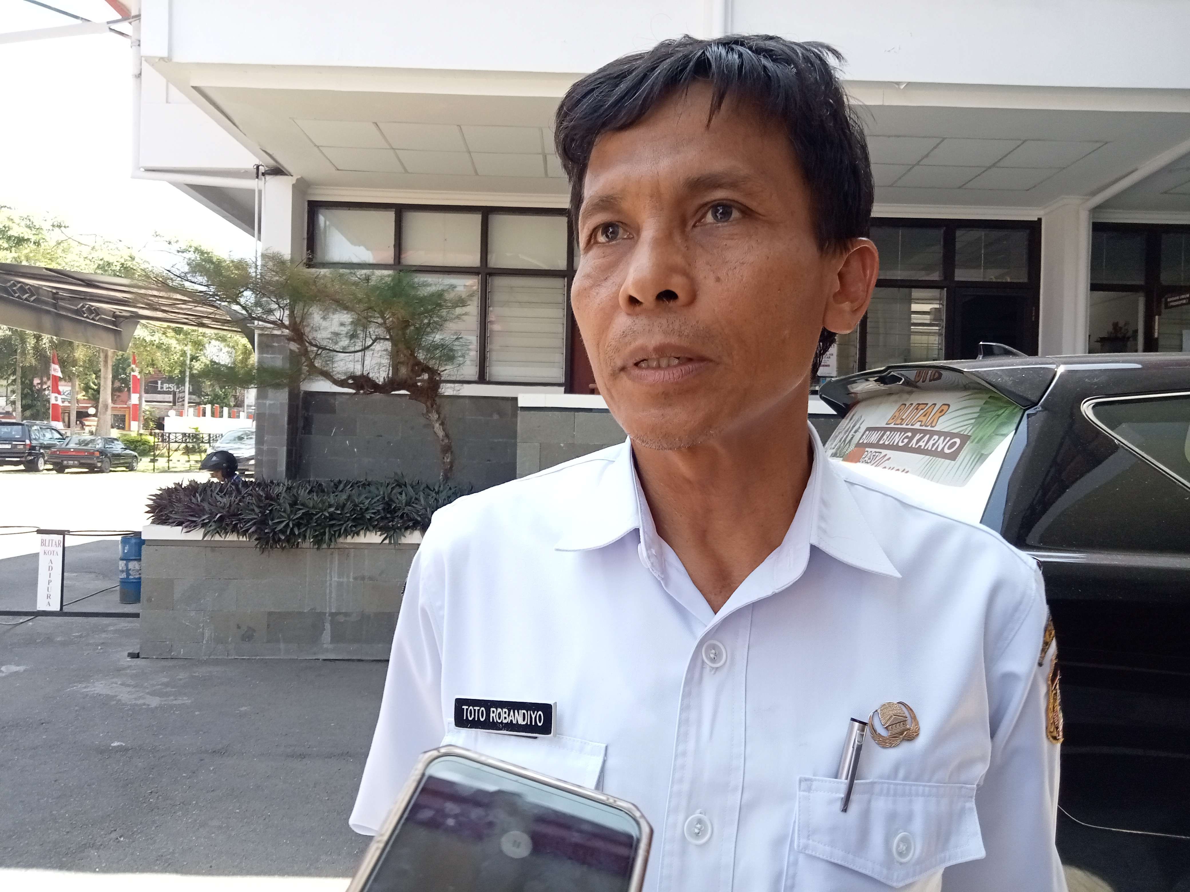 Kepala Badan Kesatuan Bangsa dan Politik (Bakesbangpol) Kota Blitar Toto Robandiyo.