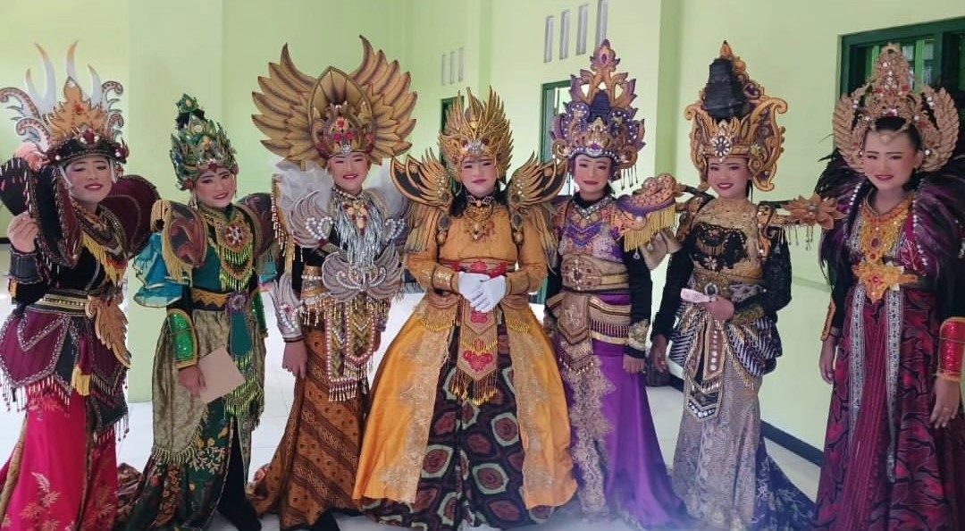 Salah satu kostum karnaval milik SRD Management