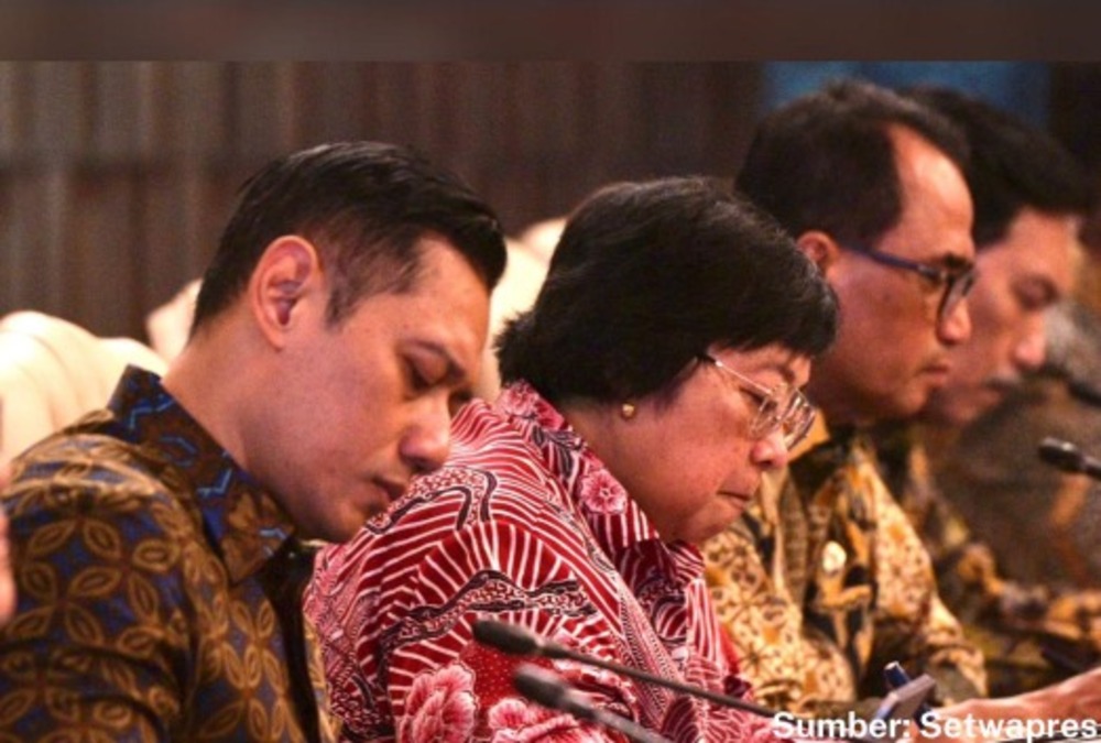 Menteri Agraria dan Tata Ruang/Kepala Badan Pertanahan Nasional (ATR/BPN), Agus Harimurti Yudhoyono (AHY) mengikuti Sidang Kabinet Paripurna