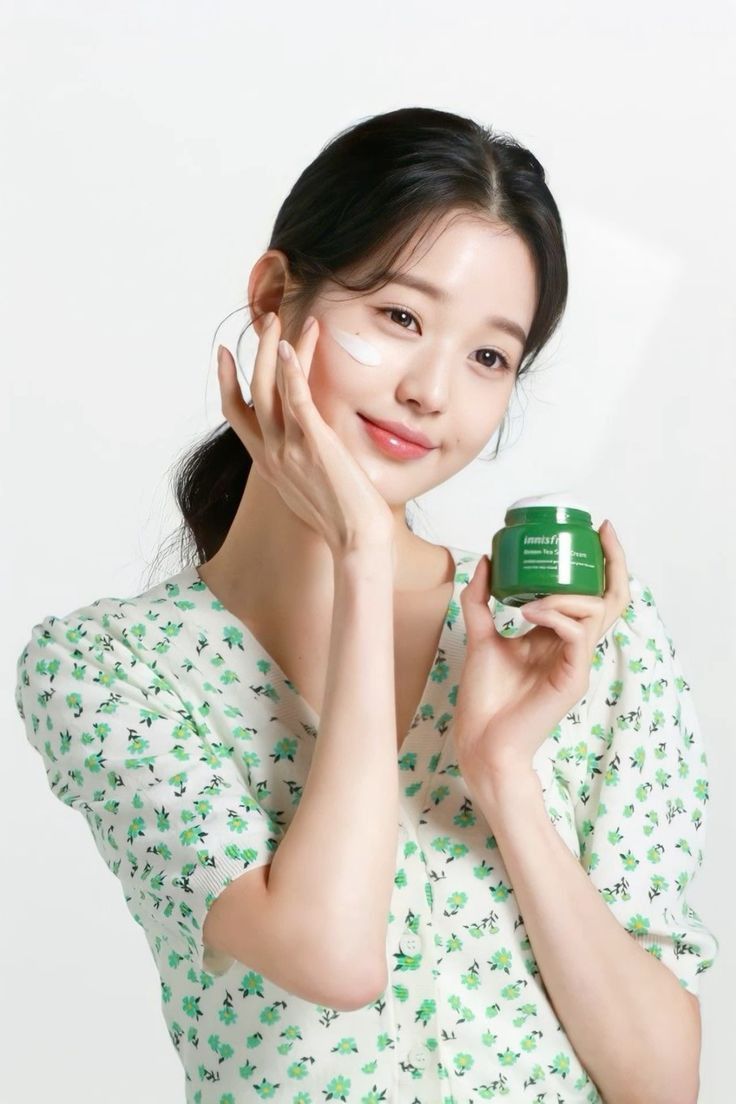 Aplikasikan produk sincare agar kulit sehat dan cerah