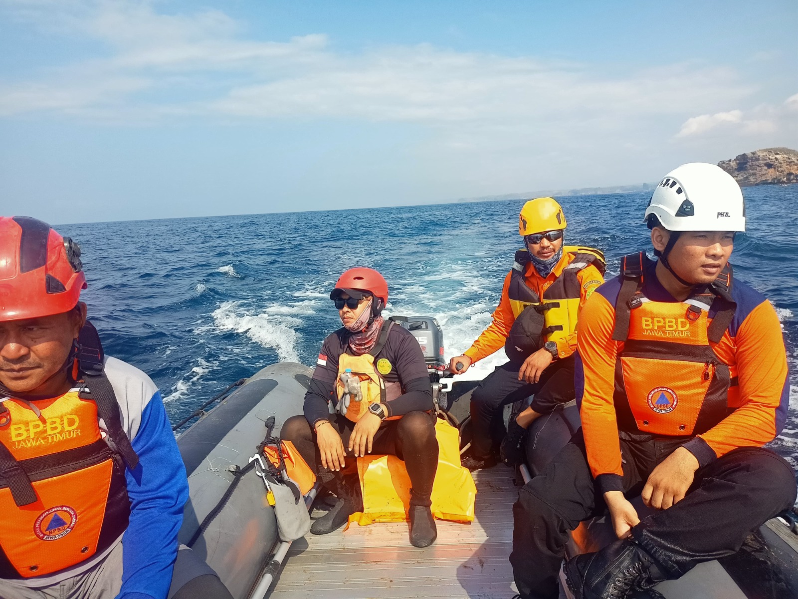 Mangala Sivali, wisatawan terseret ombak Pantai Serit usai pesta api unggun, masih belum ditemukan. Hingga hari keempat pencarian, keberadaan pelajar SMA asal Desa Gembongan, Kecamatan Ponggok, ini te