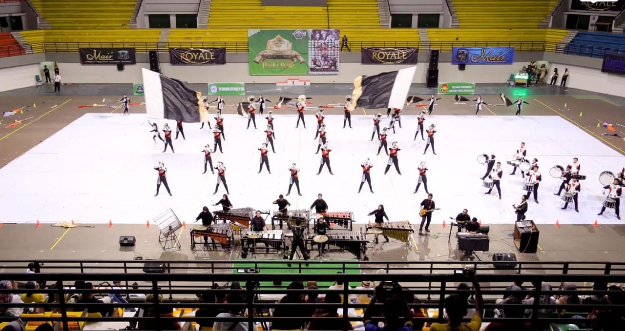 OPTIMIS: Dispora Kota Blitar kawal tim Marching Band Bumi Bung Karno dalam even Hamengkubuwono Cup ke-10 di Jogjakarta.