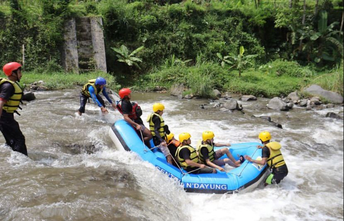 Menikmati Liburan seru di Lekso Adventure Wisata Blitar
