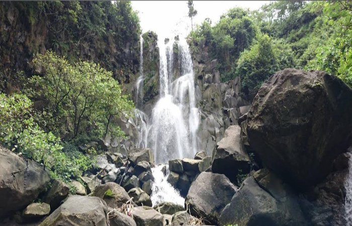 Pesona Tersembunyi Air Terjun Jurug Bening, Blitar